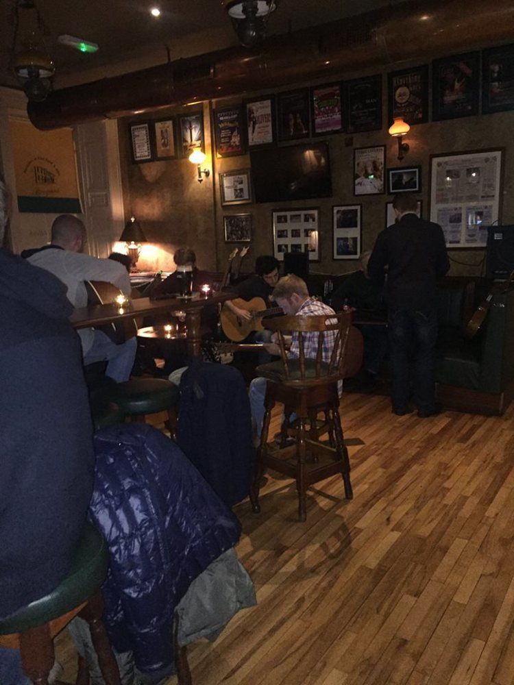 Brogans Bar & Hotel Трім Екстер'єр фото